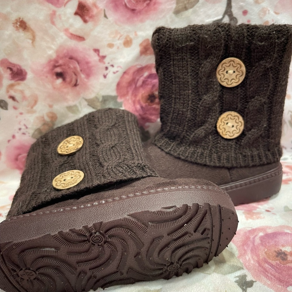 Brown Knit Button Boots